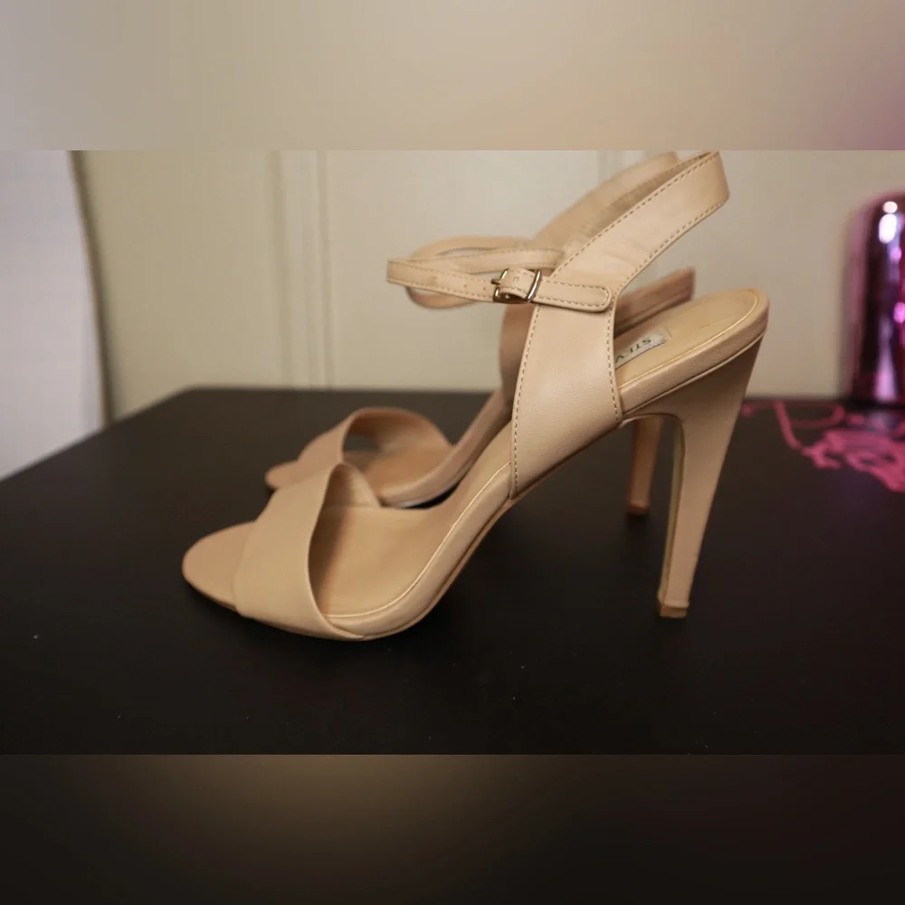 Tan Steve Madden Heels Size 9.5